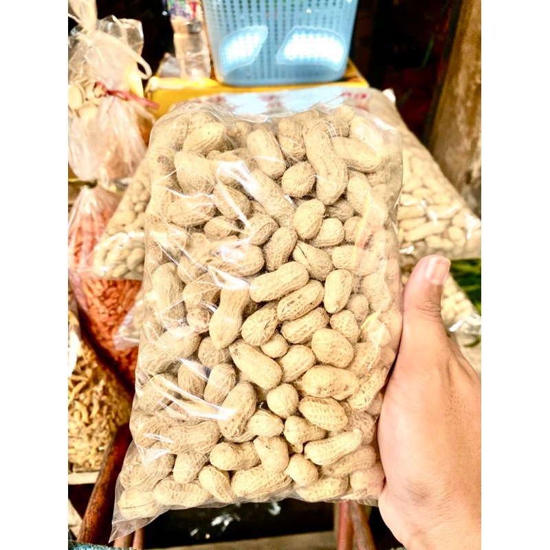 

kacang asin garing istimewa (SBM) berat 1/2 kg 100% original