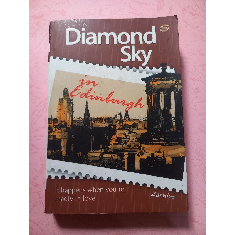 Buku Novel Diamond Sky in Edinburgh - Zachira