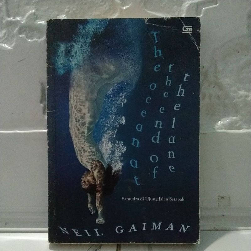 Buku Original SAMUDRA DI UJUNG JALAN SETAPAK BY Neil Gaiman