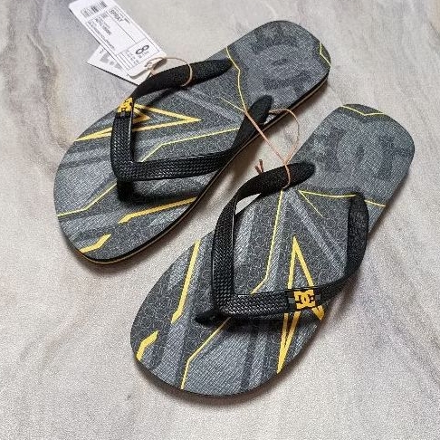 sandal DC shoes co original, size 40,5