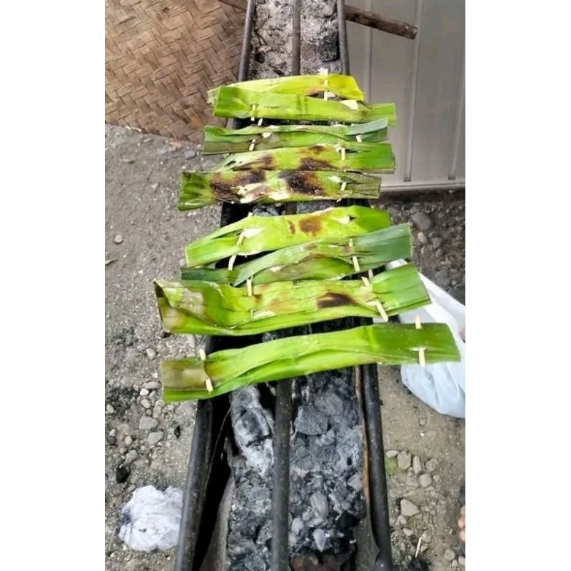 

Otak otak bakar ikan asli fresh per(15pcs) free sambel kacang