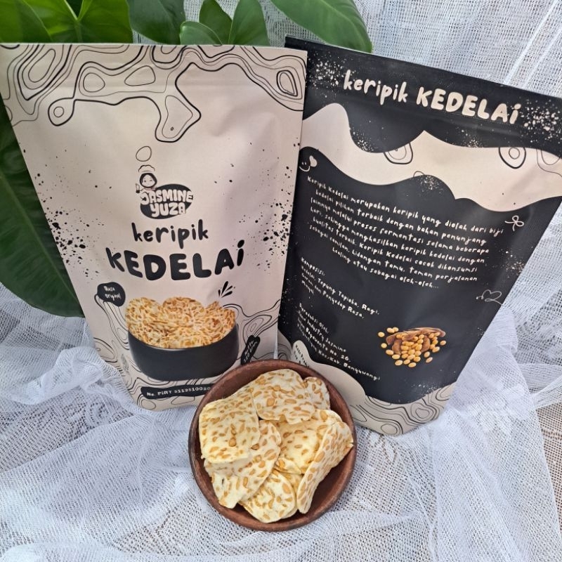 

Keripik Kedelai Gurih dan Renyah - Jasmine Yuza