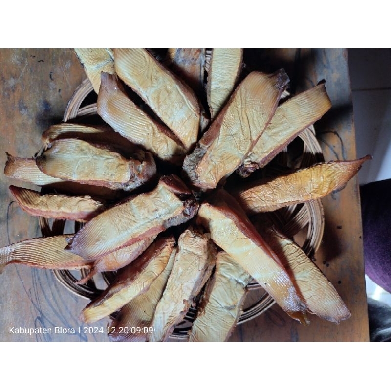 

IKAN PARI ASAP / IKAN PARI PANGGANG 6 PCS