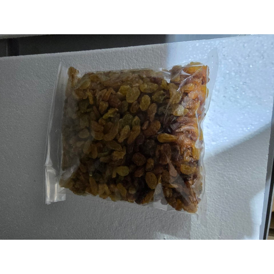 

Kismis Asam Manis 1 Kg - Kismis Raisin Oleh Oleh Haji dan Umroh Asli Madinah