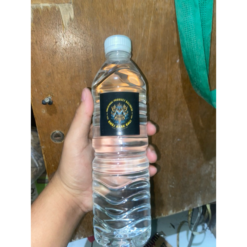 

MINUMAN TRADISIONAL BALI KARANGASEM