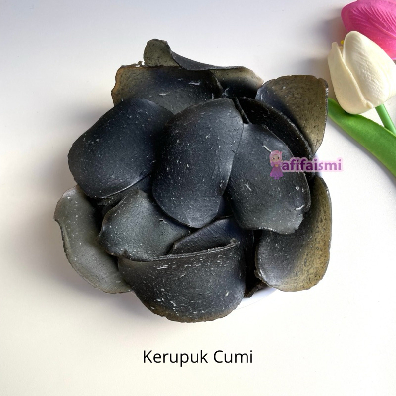 

[ 500gram ] Kerupuk Cumi-Cumi Mentah Gurih dan Renyah Khas Kenjeran Surabaya by afifaismi