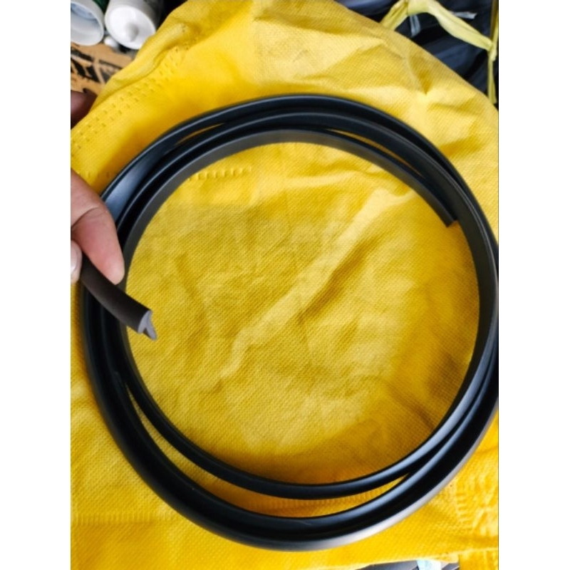 Karet bawah Kaca depan Civic Wonder SB3 SB4