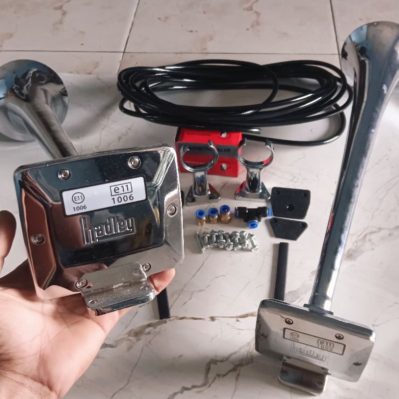 Klakson Terompet Hadley Scania Volvo Lengkap Dengan Switch