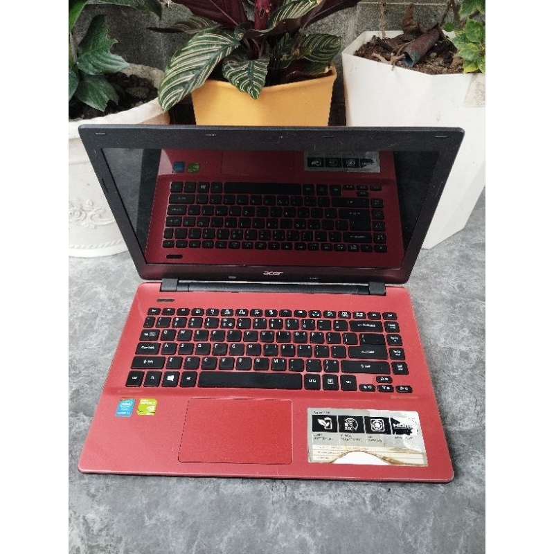 laptop second acer E5 471G core i3 grafis nvidia 2gb