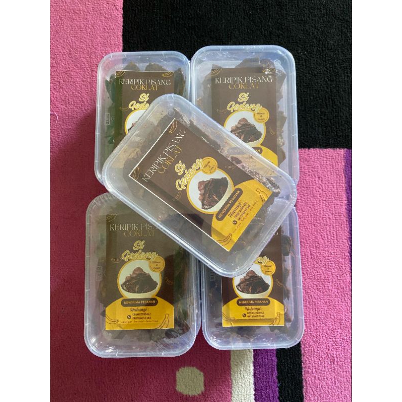 

KERIPIK PISANG LUMER COKLAT PREMIUM Si Gedang Berbagai Pilihan Toping 500ml/ 150G