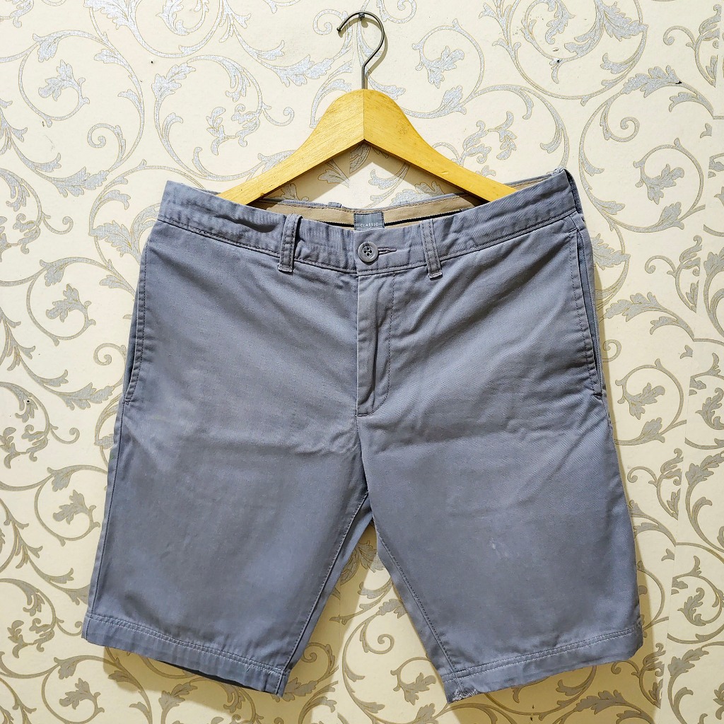 Celana Pendek Chino Bermuda Pria GAP Khakis Short Pants Slim Fit Light Grey Abu Muda