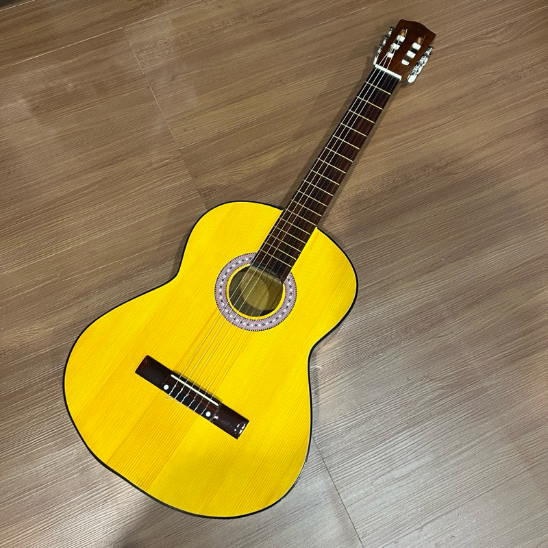 Gitar akustik yamaha nilon,gitar klasik nyilon