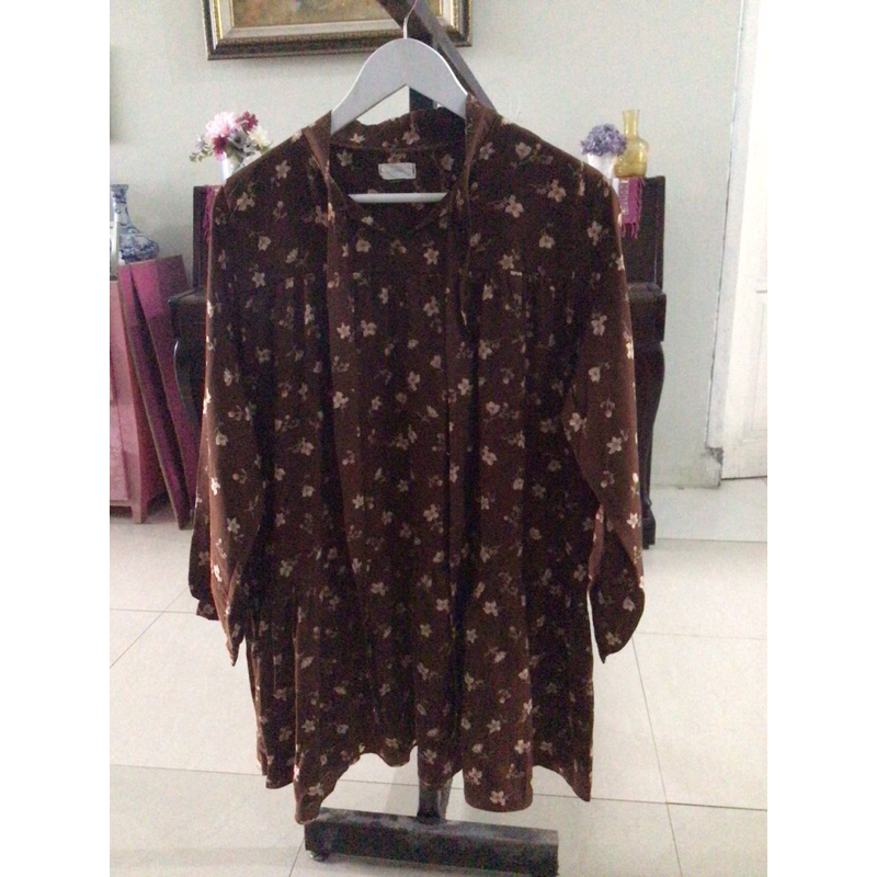 Preloved Dress Coklat Bunga Lengan Panjang