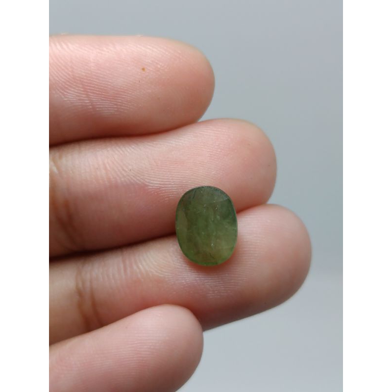 natural green sapphire cutting