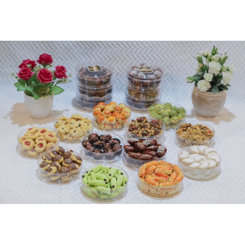 

COD Kue kering Lebaran Ghaja Toples 250gram Makanan Cemilan Nastar Keju