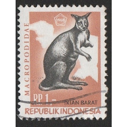 

A 11319 SATU BUAH PRANGKO TEMA SATWA MACROPODIAE CETAK TINDIH IRIAN BARAT DENGAN KONDISI SUDAH ADA CAP