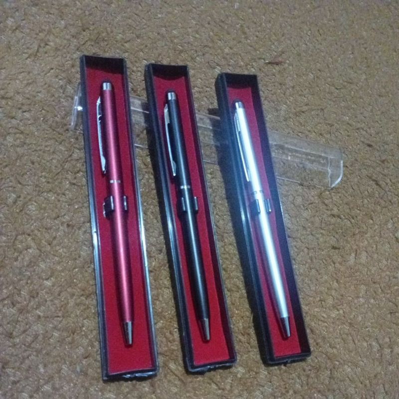 

Polpen mewah dan elegan