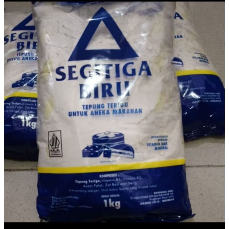 

TEPUNG TERIGU SEGITIGA BIRU 1KG