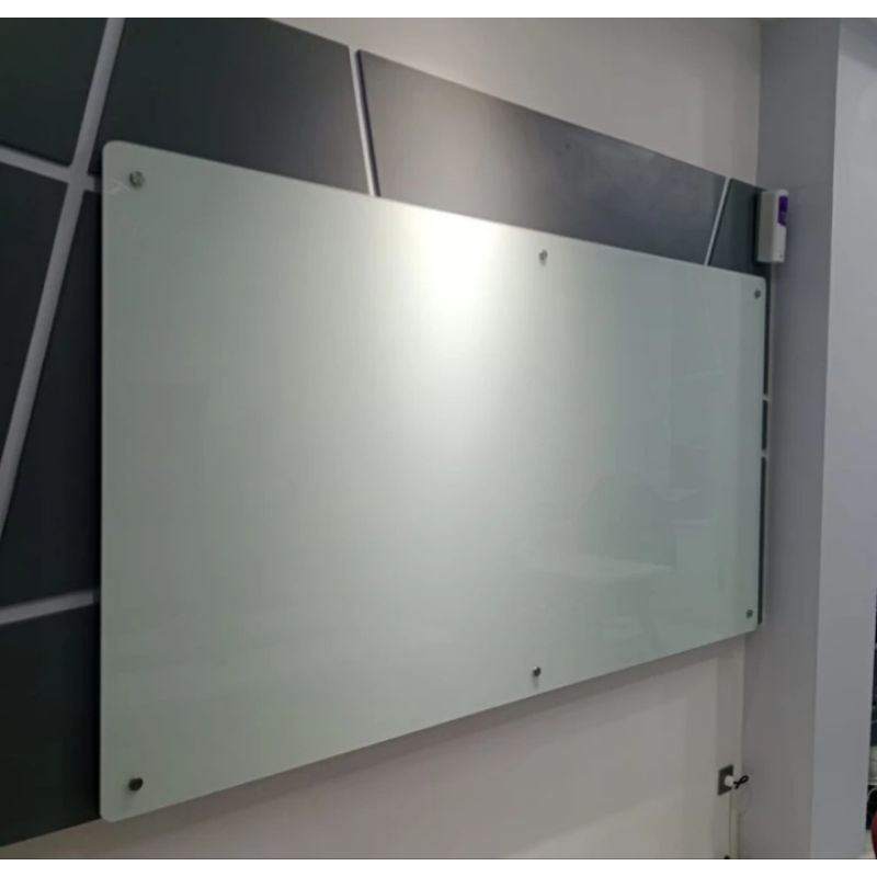 

glassboard gantung uk 120*210 ongkir + pasang