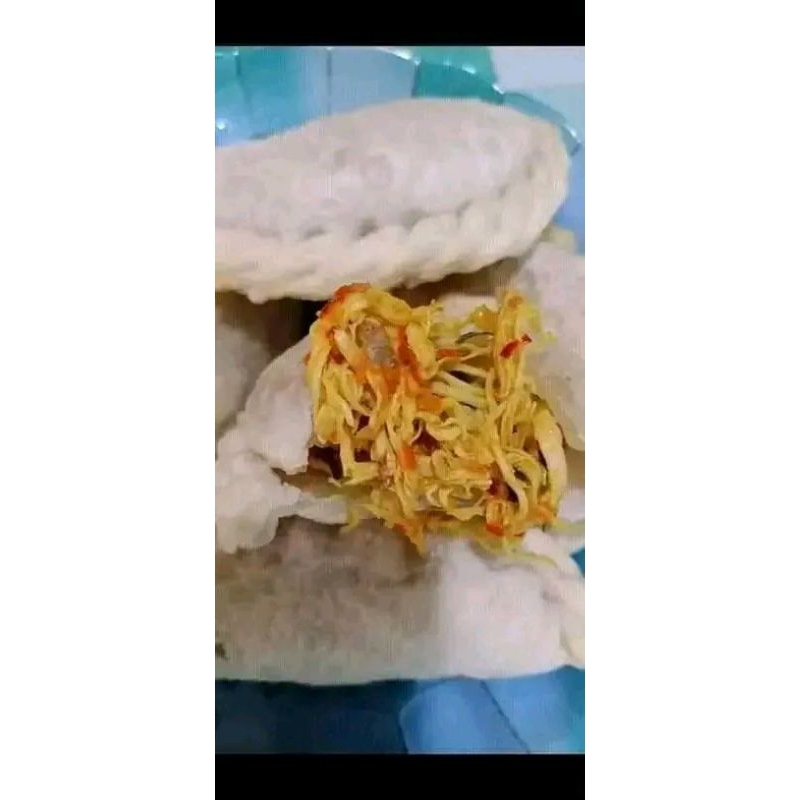 

cireng isi ayam pedas dan keju isi 5