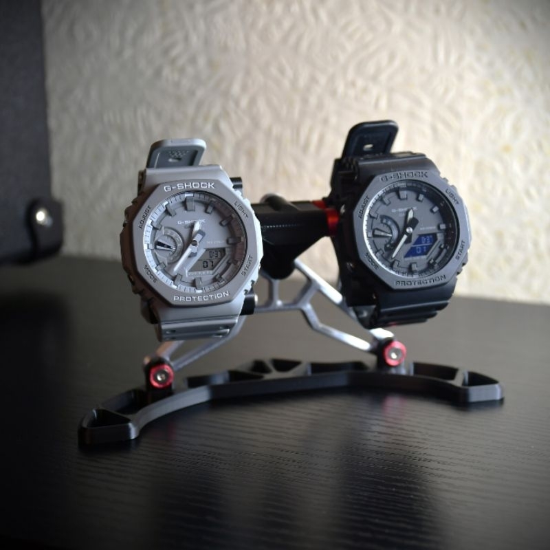 Watch Stand Industrial Muat 2 Jam – Dudukan Jam Tangan Bergaya Modern dan Industrial