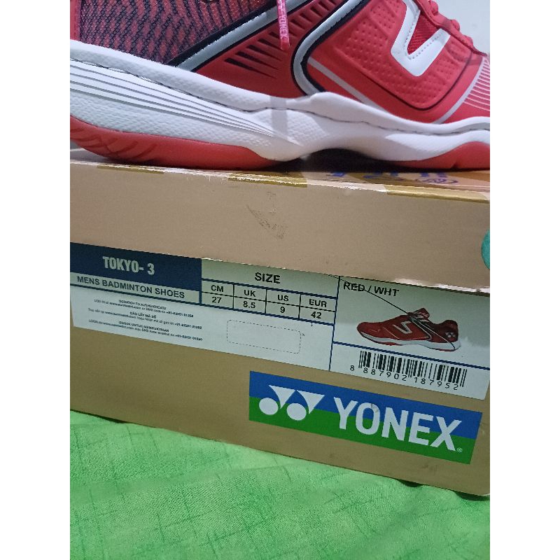 Sepatu Badminton Yonex Tokyo III