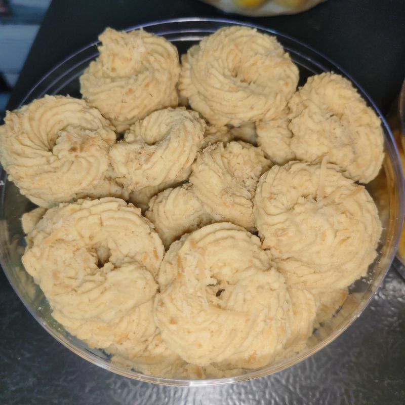 

KUE SAGU KEJU 500gr / KUE KERING - KUE LEBARAN MURAH