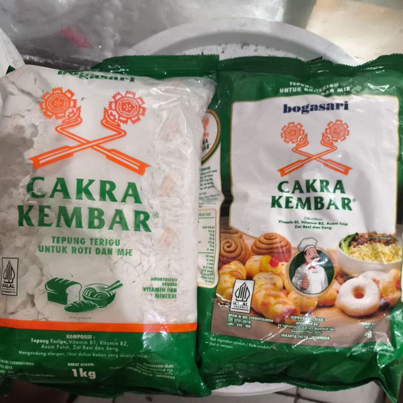 

TERIGU CAKRA KEMBAR 1 KG PREMIUM