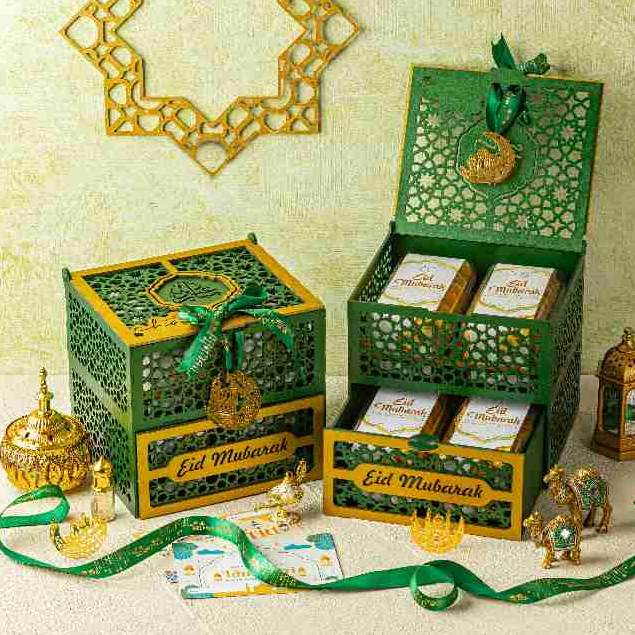 

Ramadhan Royal Luxury Hampers Chan Patisserie | Hampers Lebaran | Parcel Idul Fitri | Eid Mubarak
