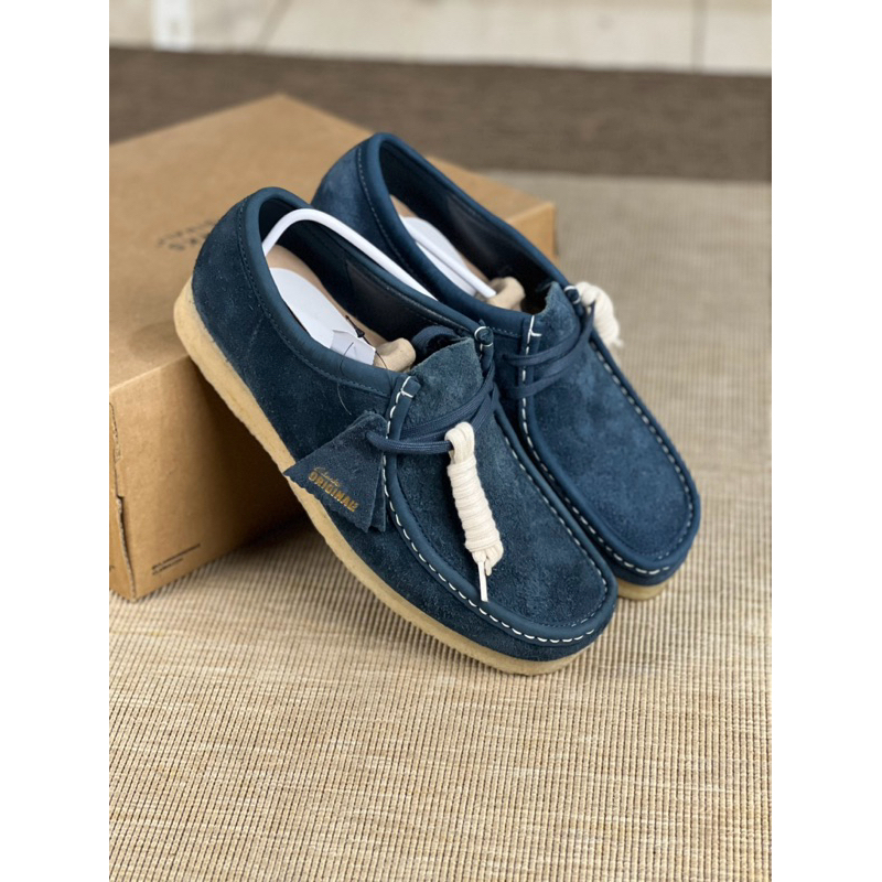 CLARKS WALLABEE NAVY SUEDE