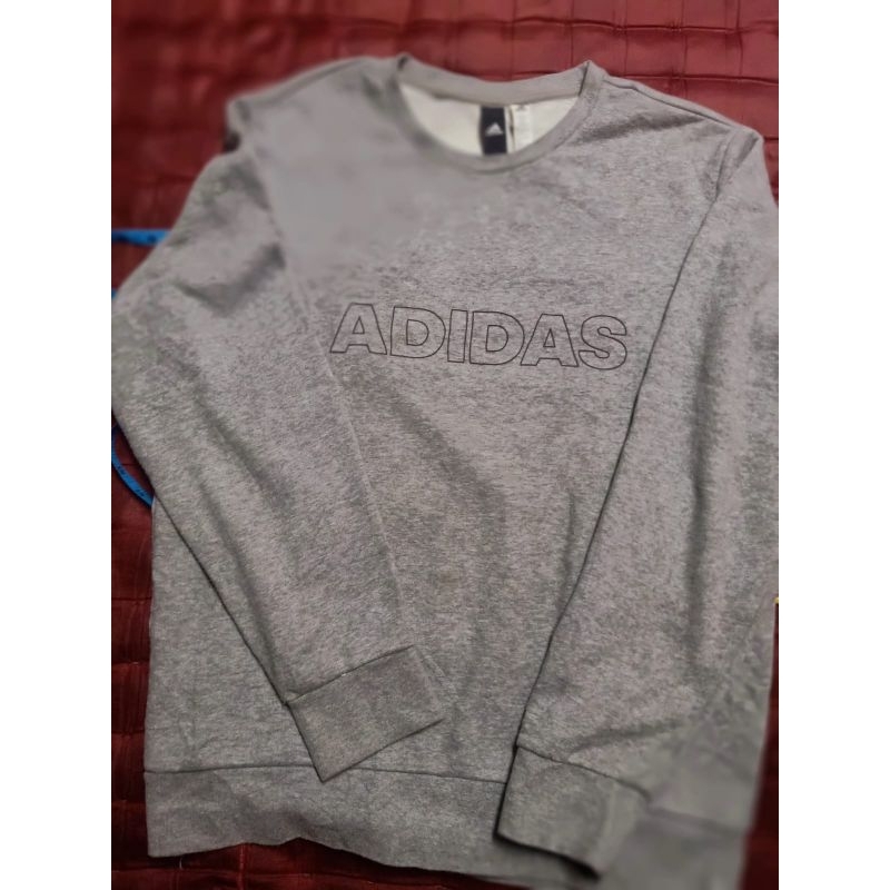 crew neck