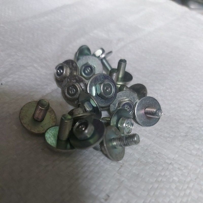 Baut Ori M5x12 Kunci 8 Baut Ori Ring M5 Kunci 8 Setelah Ring 10mm