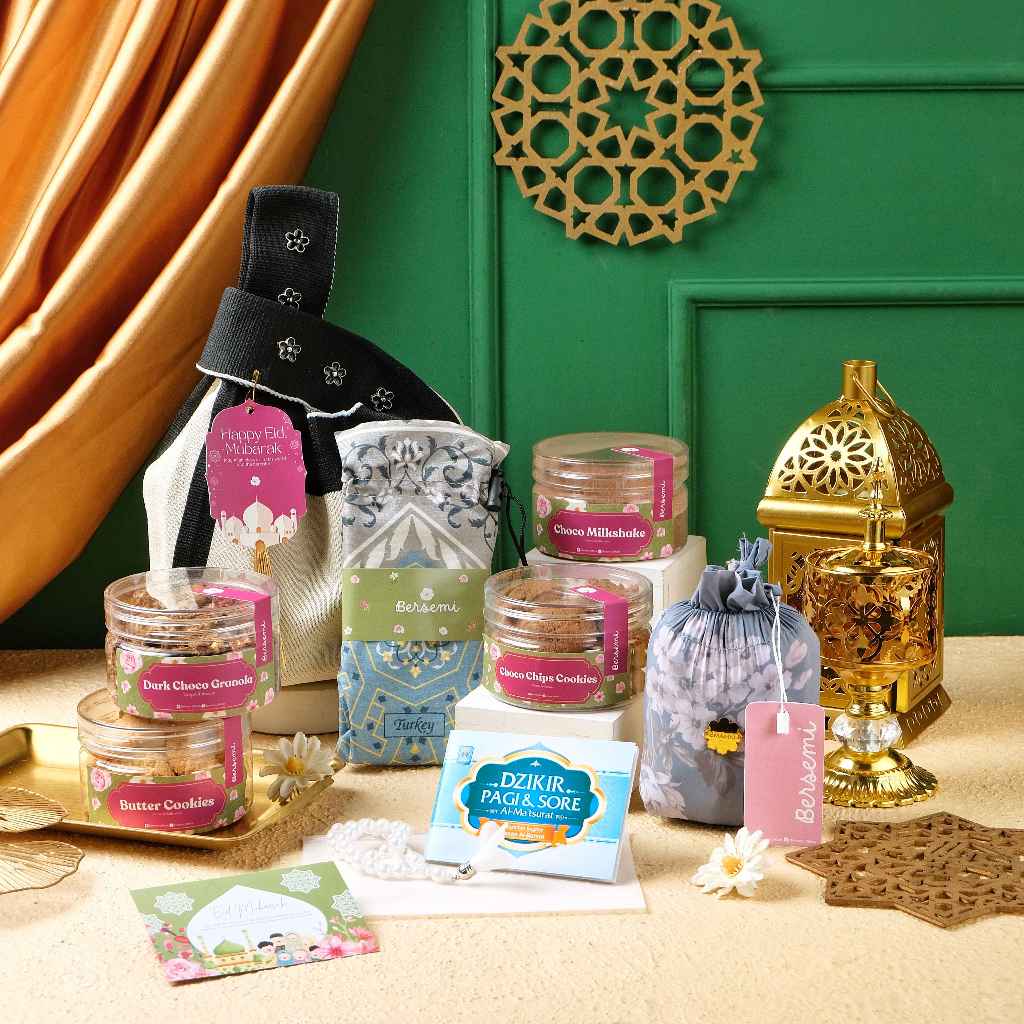 

[READY STOCK] HAMPERS LEBARAN IDUL FITRI| Hampers Mukena, Hijab, Snack| Hampers Murah Dan Special