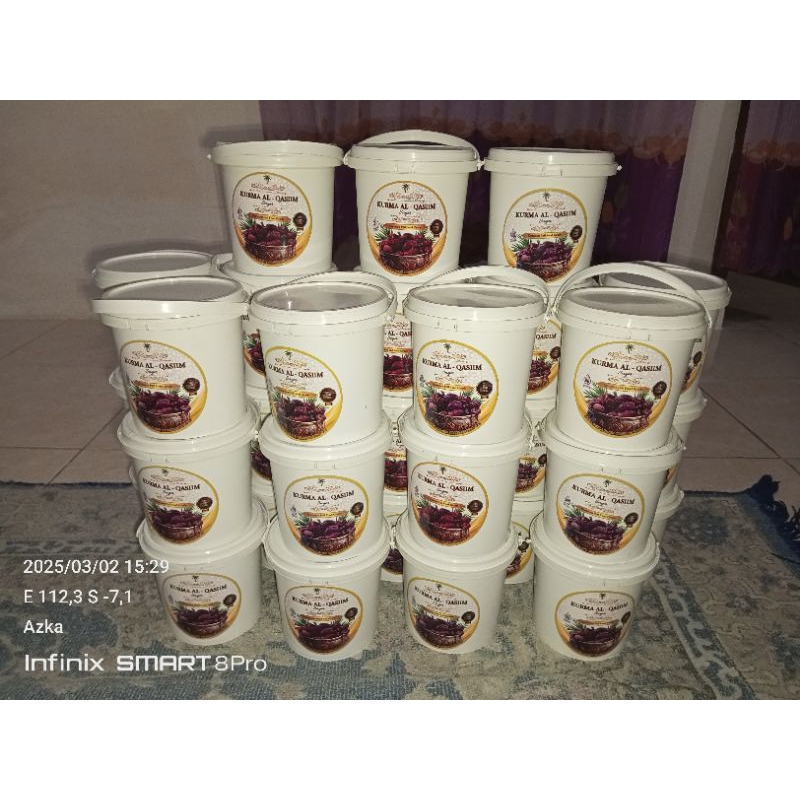 

Kurma Al Qassem kemasan timba berat ± 500 gram