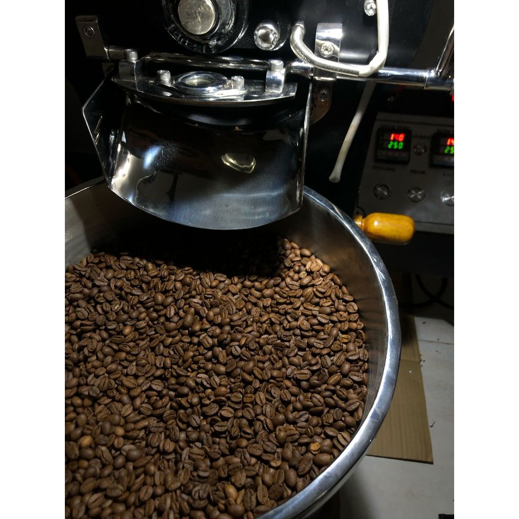

Blend Espresso 30% Robusta : 70% Arabika