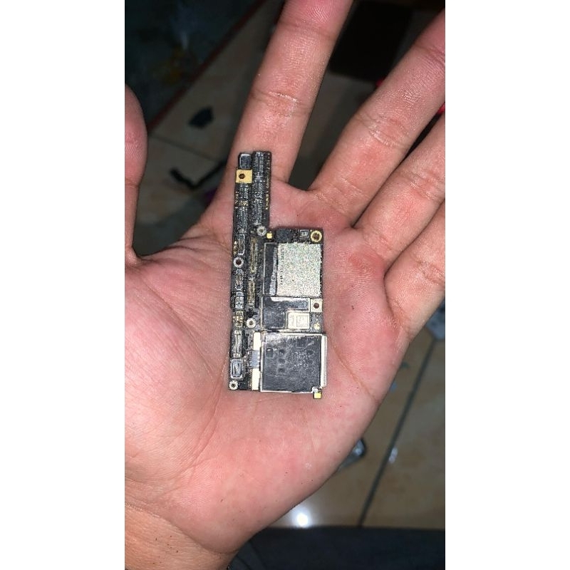 mesin i*phone x 64GB no lock icloud matot