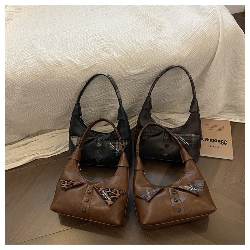 Tas Ketiak Wanita Kulit Tas Cewek Underarm Bag BZ 0084