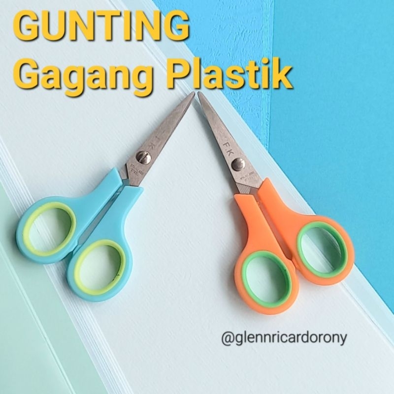 

Gunting kecil Gagang Plastik