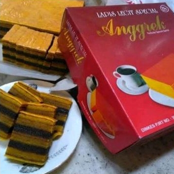 

KUE LAPIS LEGIT SPESIAL ANGGREK