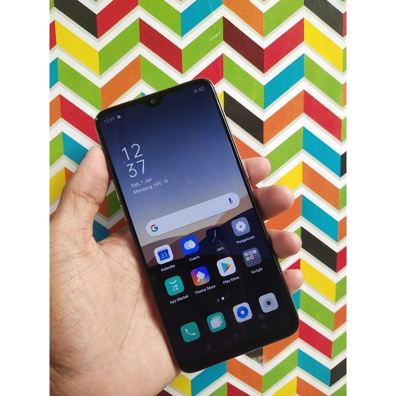 OPPO F9 RAM 4GB/64GB SECOND BERGARANSI