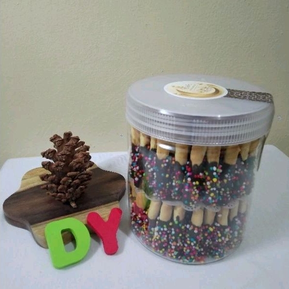

YOYEH - Biskuit Stick Nyoklat Rainbow Kue Kering Kue Lebaran Ekonomis
