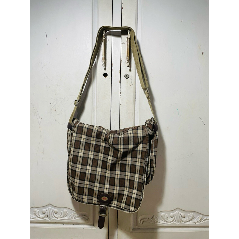 preloved tas slempang dari Jepang