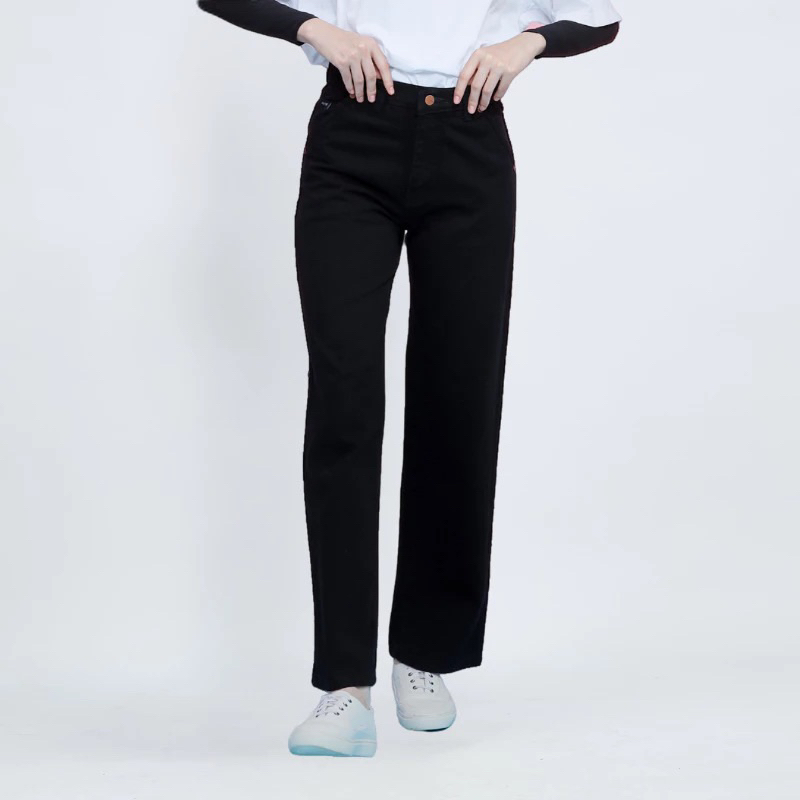 Celana Jeans Hitam Wanita Basic Terbaru Kekinian Celana Hightwais Loose Terbaru  CELANA KULOT TERLAR