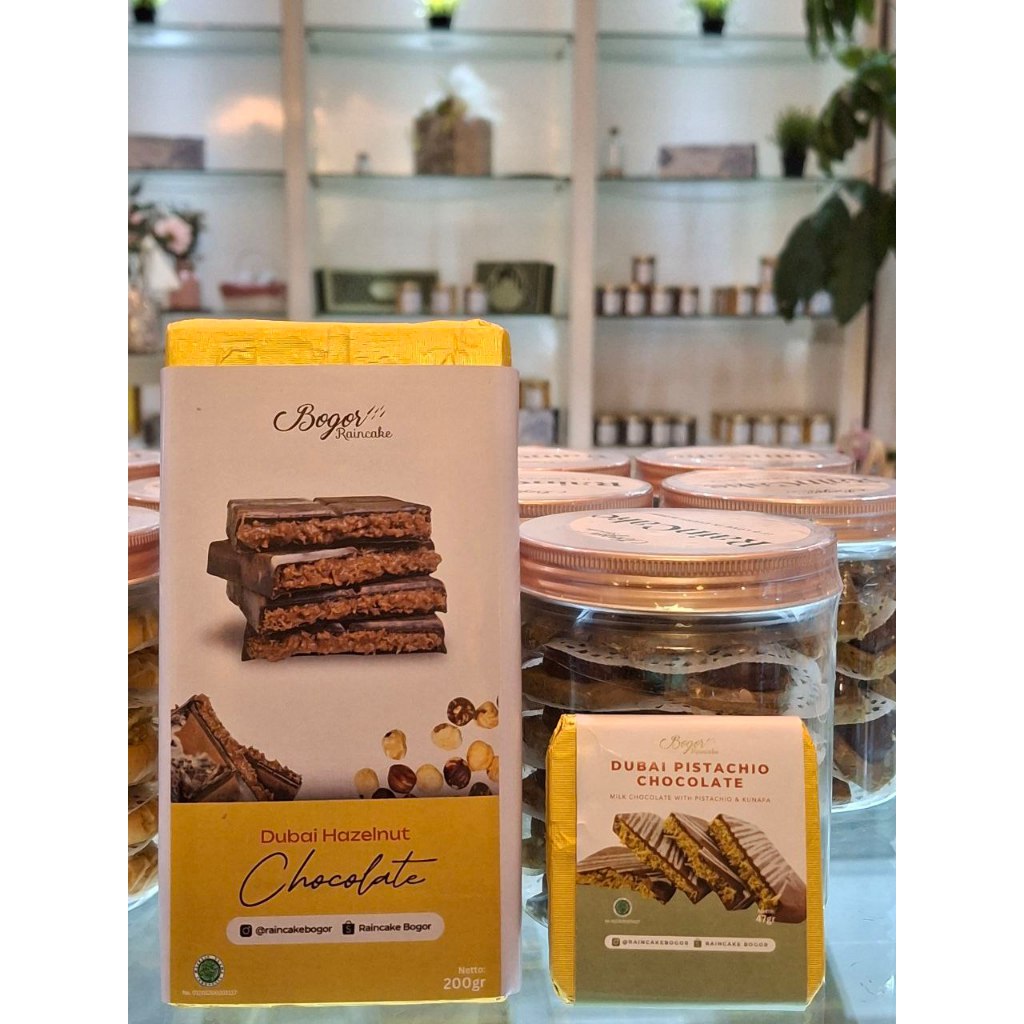 

Bogor Raincake - Dubai Hazelnut Chocolate Large + Free Dubai Pistcahio Reg 47gr