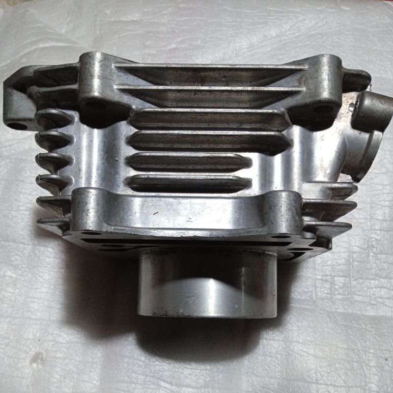 original Ckd pass SGP Suzuki Indomobil genuine part NOS cylinder blok Buring bureng Satria Fu 150 st
