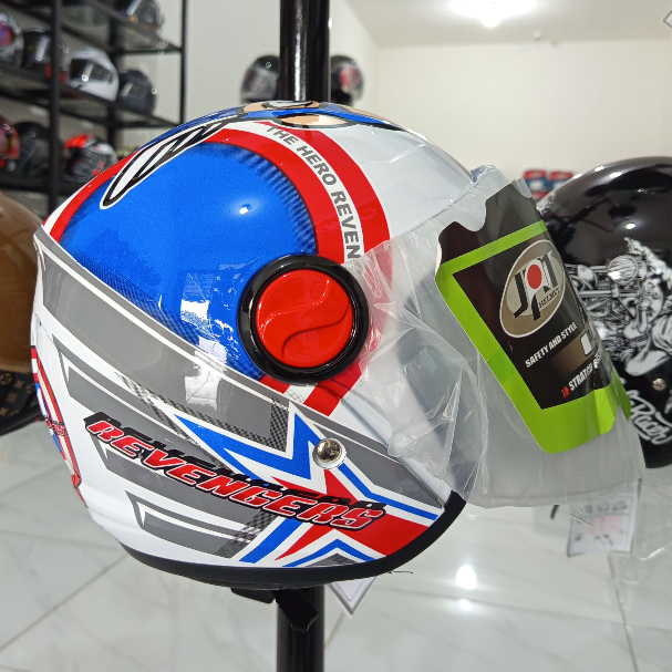 HELM JPN KIDS MOTIF REVENGERS WHITE