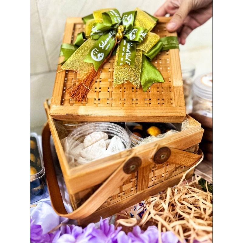 

ROTAN EXCLUSIVE KOTAK HAMPERS IED MUBAROK 2025 KEMASAN PREMIUM