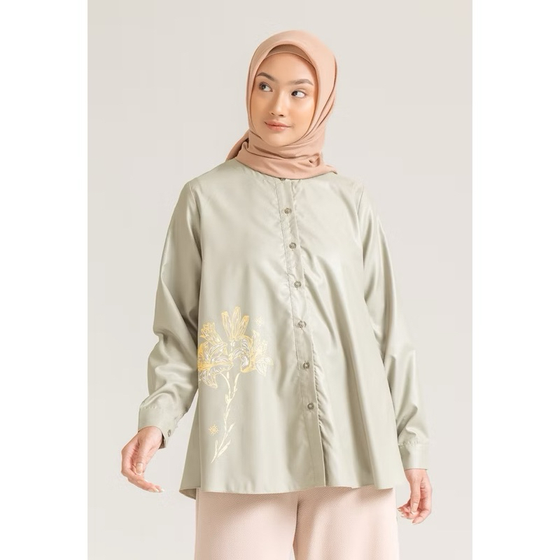 Preloved Riamiranda Lenara Top size S