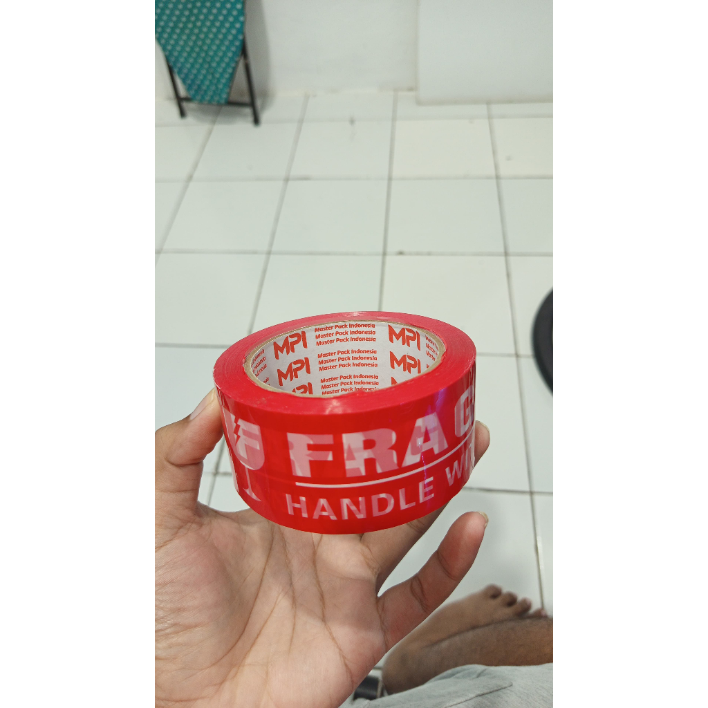 

Lakban Packing Fragile merah uk 48x100 yard paling murah 1 pcs