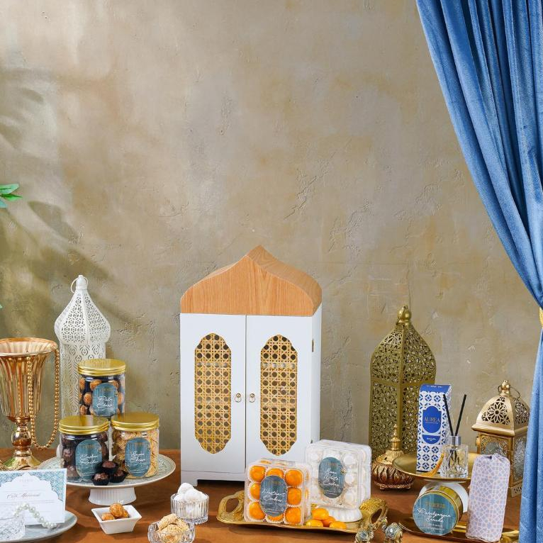 

Majid Hampers | Hampers Lebaran by Turris Patisserie